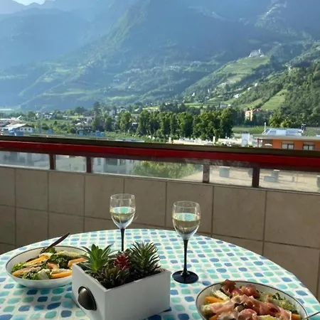 Apartment Panoramablick Ruhig Gelegen Merano