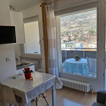 Panoramablick Ruhig Gelegen Apartment Merano